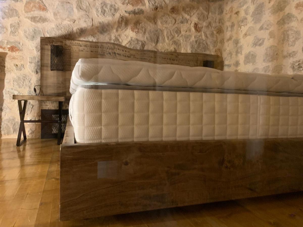 Villa Zacharenia Nikiana Bagian luar foto